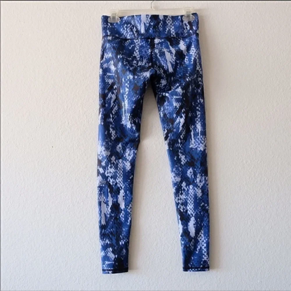 𝅺euc Alo Yoga airbrush python print leggings sz xs